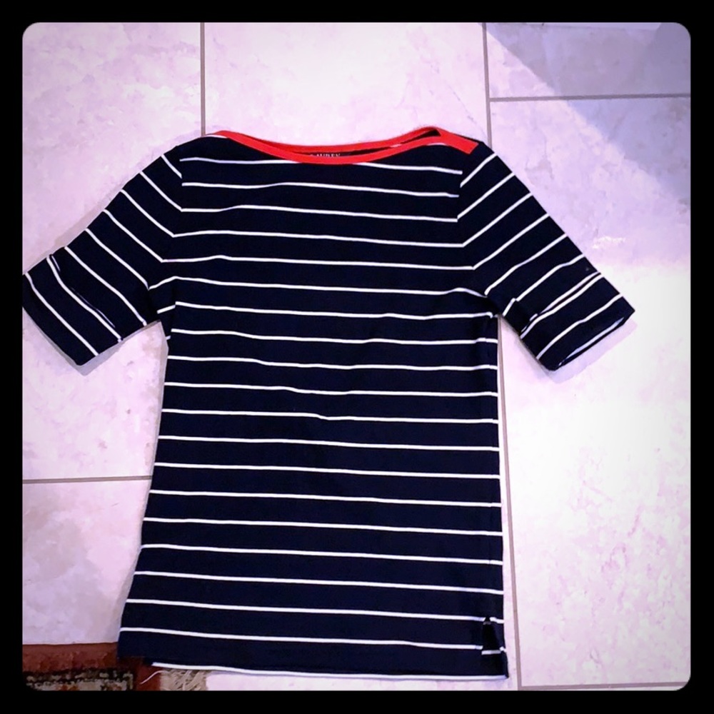 short sleeve shirt